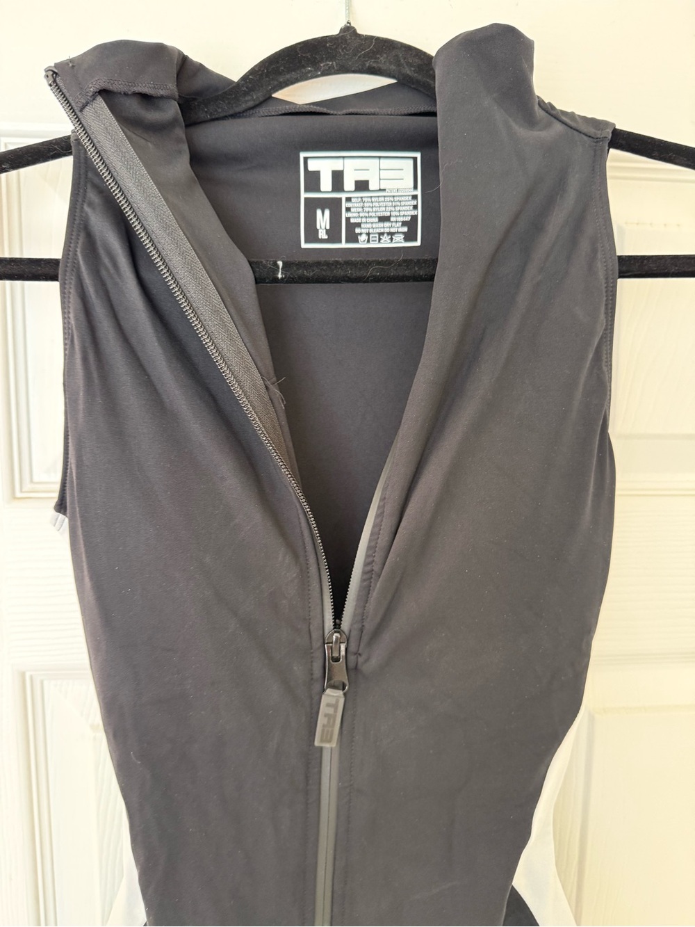 Sleeveless Surf One-Piece Swimsuit in Black and White - Picture 3 of 7